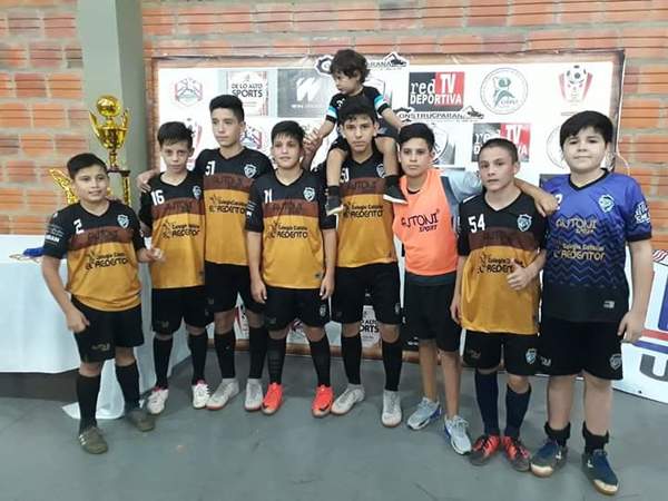 Surgen primeros campeones en torneo de Verano de futsal FIFA