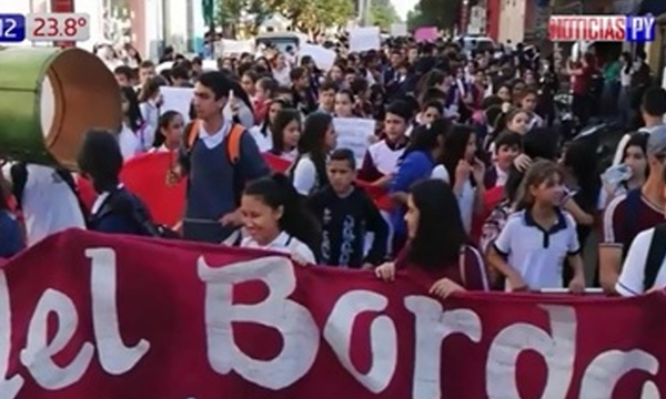 No dan clases desde inicio de año lectivo por falta de docentes – Prensa 5