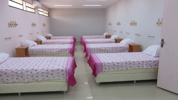 Inauguran albergue para madres de bebés internados en terapia neonatal