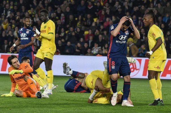 Lyon cae en Nantes y se complica - Deportes - ABC Color