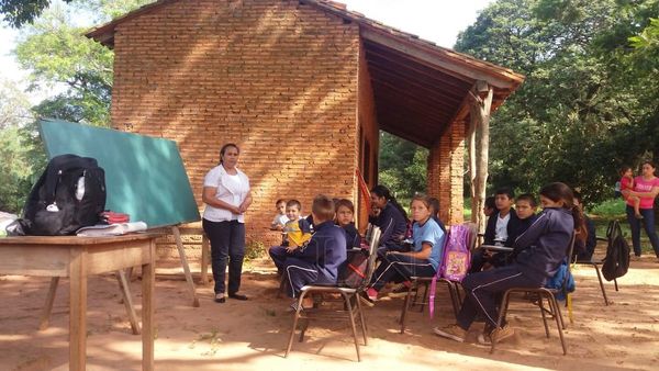 San Pedro: exigen reparación de escuela en peligro de derrumbe