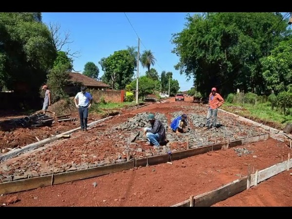 Yd fiscaliza obras de empedrados en 7 barrios de Encarnación