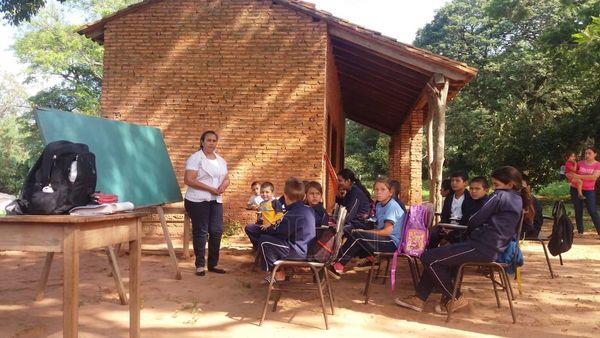 San Pedro: exigen reparación de escuela en peligro de derrumbe | Paraguay en Noticias 