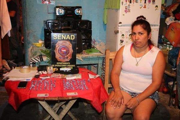 Desbaratan foco de venta de drogas liderado por mujer reincidente | Paraguay en Noticias