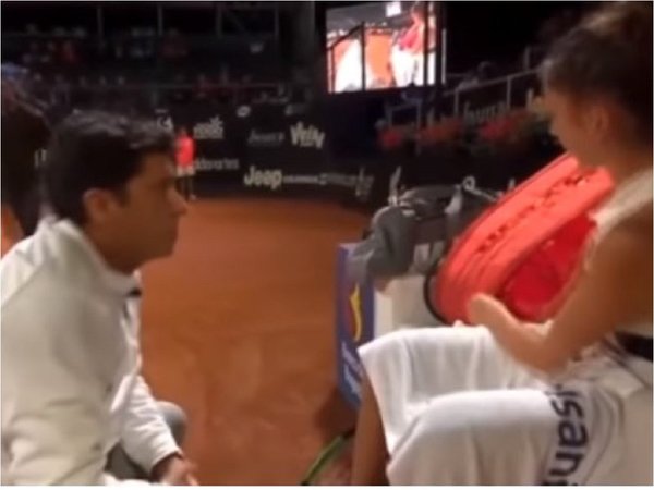 Polémica por humillante regaño de un entrenador a una tenista