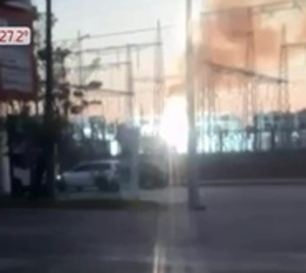 Reportan explosión en subestática de la Ande en San Lorenzo - Paraguay.com