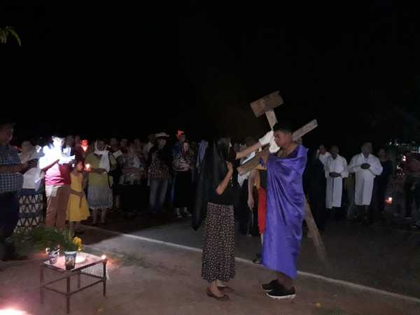 Barrio Azucena: Inician la Semana Santa con la celebración del Vía Crusis. – Prensa 5