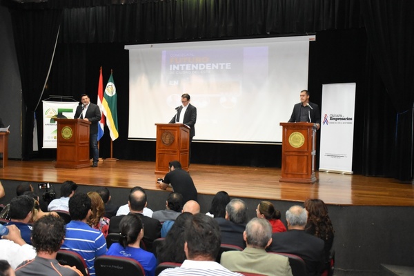 Tres intendentables expusieron sus propuestas en CDE - ADN Paraguayo