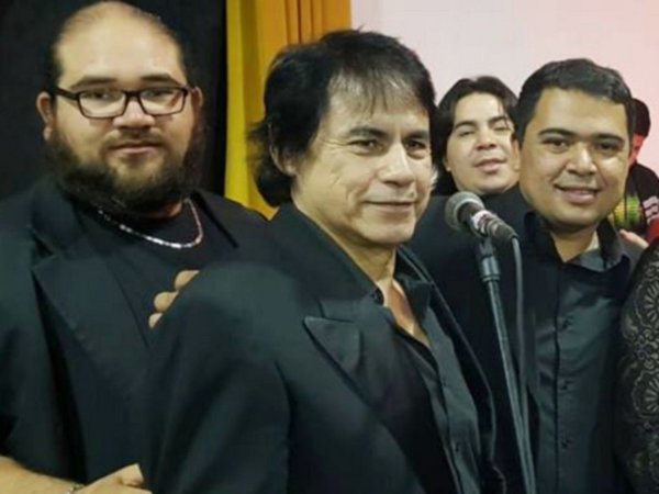 Músicos y amigos despiden hoy al tenor López Simón