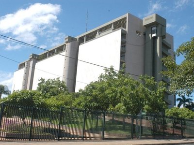 Se acentúa caída de actividad económica en febrero, a -2%