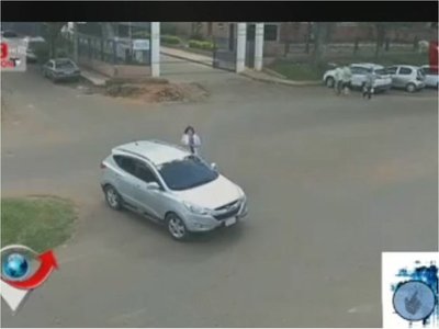 Insólito: camio se movió sola y  afirman que fue el Póra