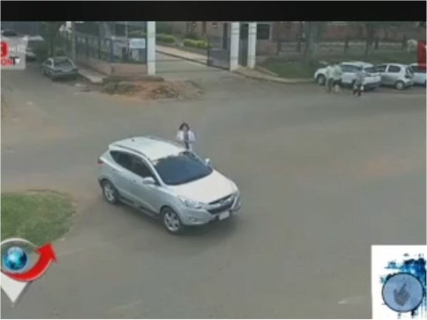 Insólito: camio se movió sola y  afirman que fue el Póra