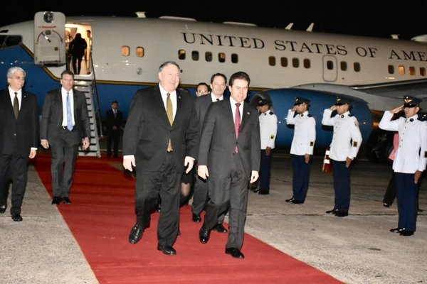 Mike Pompeo inicia visita para fortalecer cooperación con el Paraguay » Ñanduti