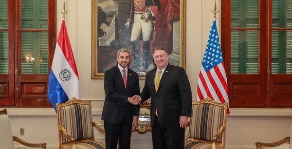 Abdo Benítez recibe a secretario de Estado de Estados Unidos