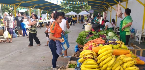 Exitosa agroferia de pequeños productores | Paraguay en Noticias
