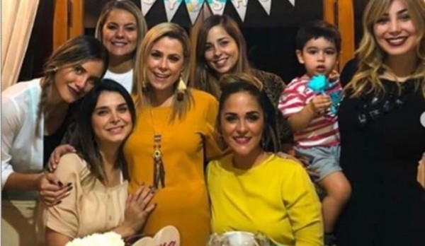 El Baby Shower Que Compartieron Lizarella Valiente Y Karina Doldán