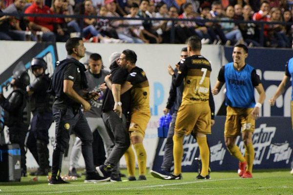 Un golazo paraguayo para el Dorados de Maradona