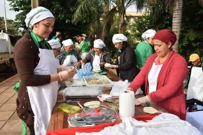 Exitosa feria de piscicultores y horticultores en Encarnación | Paraguay en Noticias