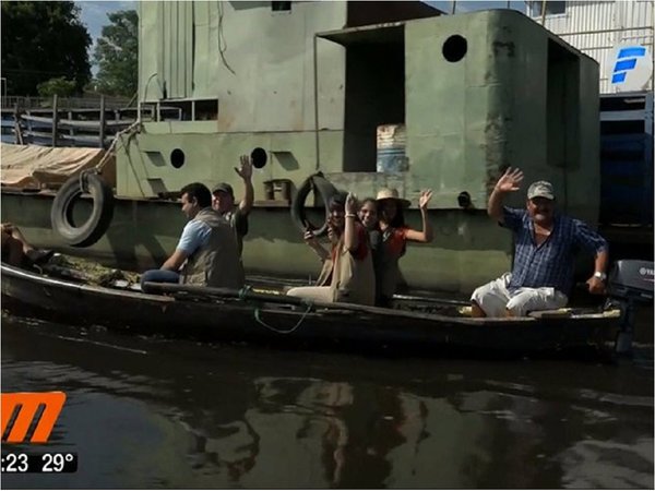 Minga acuática en Mariano Roque Alonso tras mortandad de peces | Paraguay en Noticias 