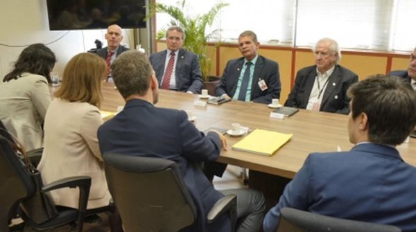 ITAIPÚ: NO HAY ACUERDO CON BRASIL Y EN RIESGO PAGO POR CESIÓN DE ENERGÍA