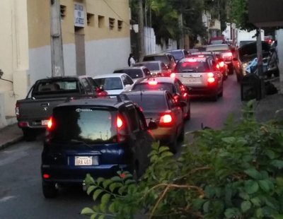 Cerrarán calle para exigir sentido único - Nacionales - ABC Color