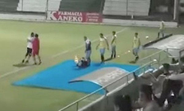 Pitos piden “chachá” ¡ejemplar! para Iván