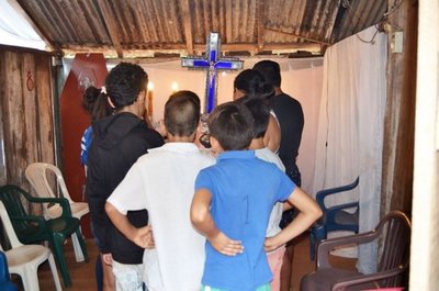 Adolescente fue apuñalado cuando volvía a su casa - Edicion Impresa - ABC Color