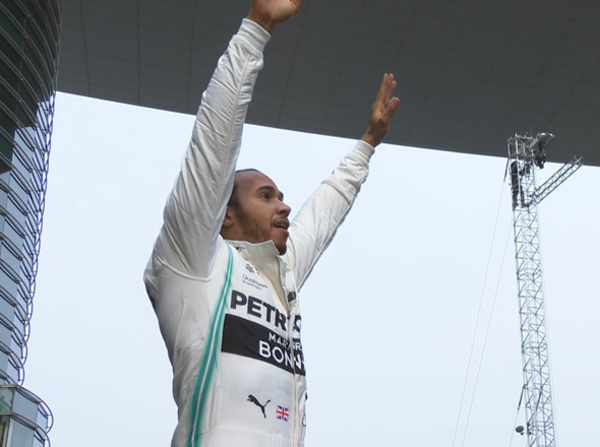Lewis Hamilton ganó en Shangái y se quedó con la carrera 1000 de la F1