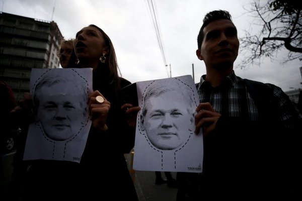 Assange, dispuesto a cooperar con las autoridades suecas, según su abogada | Paraguay en Noticias