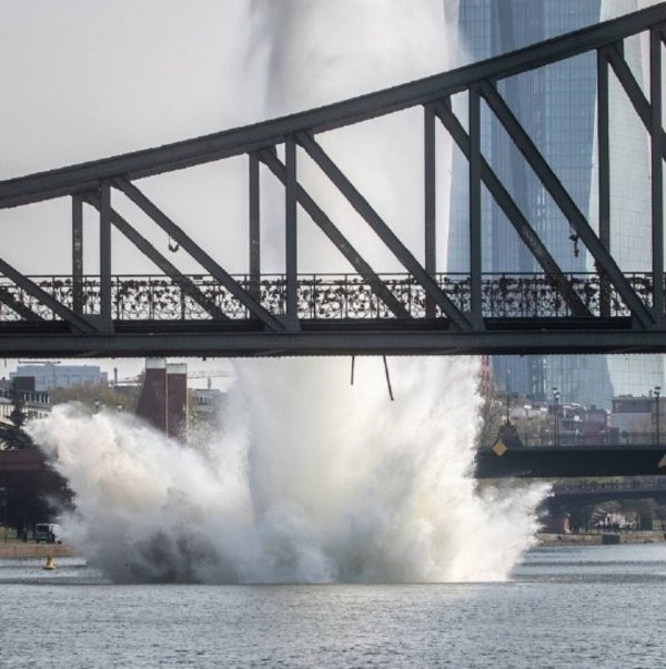 MUNDO | Detonan una bomba de la Segunda Guerra Mundial en Alemania
