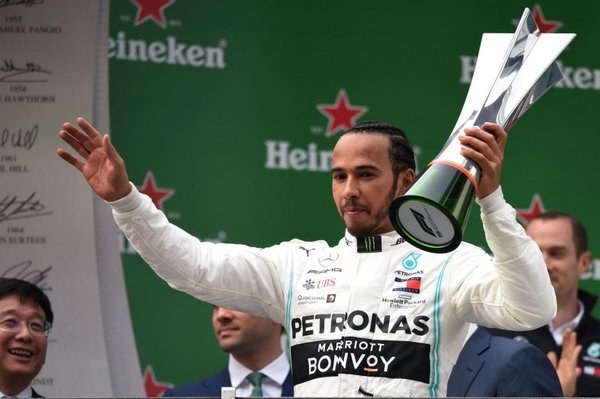 Hamilton gana en China - Deportes - ABC Color