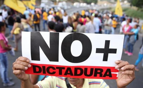 MUNDO | FMI no logra consenso sobre el reconocimiento a Guaidó