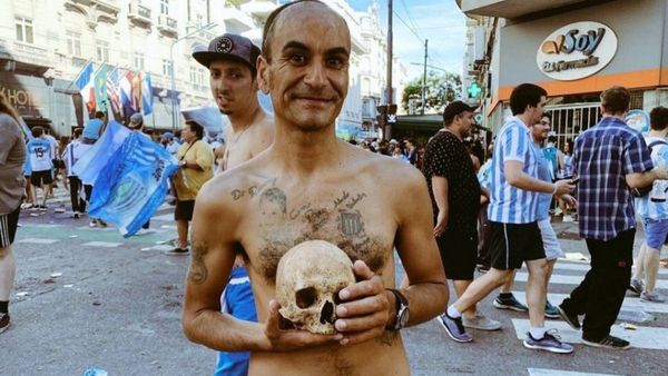 Desenterró a su abuelo para celebrar un título de liga - ADN Paraguayo
