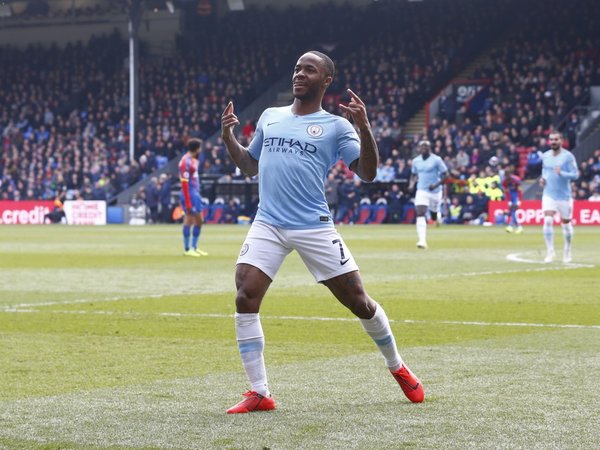 Sterling acerca otro pasito más al City