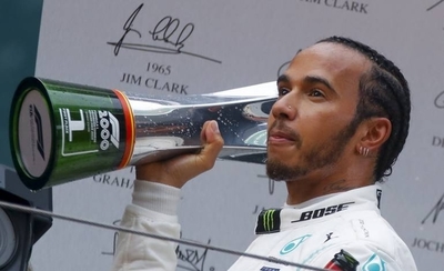 HOY / Hamilton gana y lidera el Mundial de Fórmula Uno