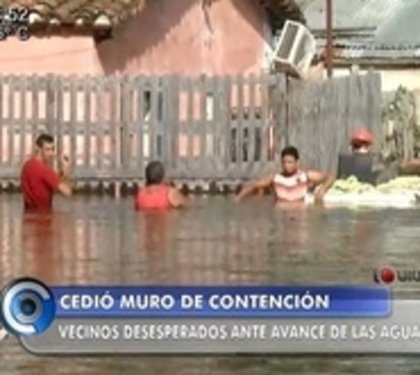 Cedió muro de contención y el río inunda viviendas en Sajonia - Paraguay.com