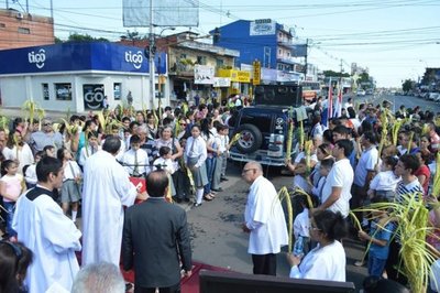 Bendicen metrobús para desterrar la corrupción - Nacionales - ABC Color