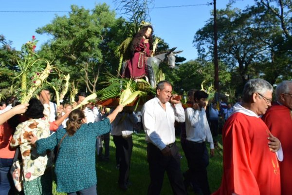Comenzó la Semana Santa con bendición de palmas - Fotos - ABC Color