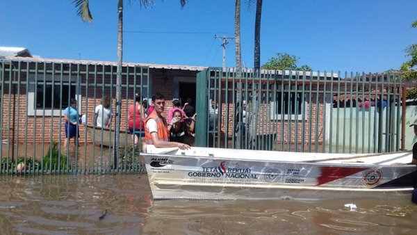 Evacuan zona inundada | Paraguay en Noticias