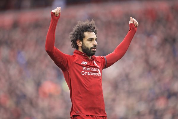 Liverpool festeja y permanece en lo más alto