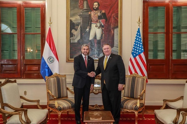 Estados Unidos "reconecta" relaciones con Paraguay luego medio siglo