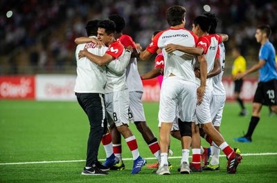 Perú queda a un paso de clasificar - Deportes - ABC Color