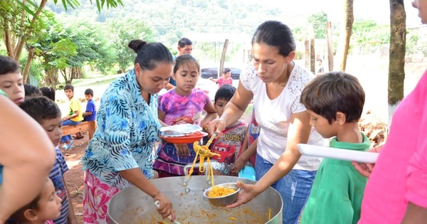 Comuna entregó víveres a un comedor de niños