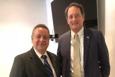 Visita de Mike Pompeo es una señal de respaldo al Gobierno