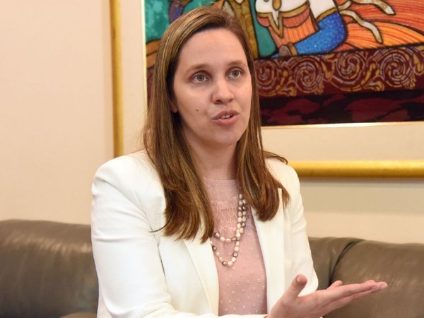 “Estamentos del Estado deben imitar la institucionalidad del Banco Central”