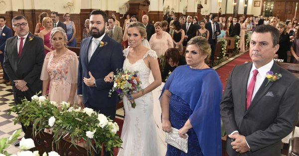 Boda Vázquez Cruz-Ortiz Méndez - Edicion Impresa - ABC Color