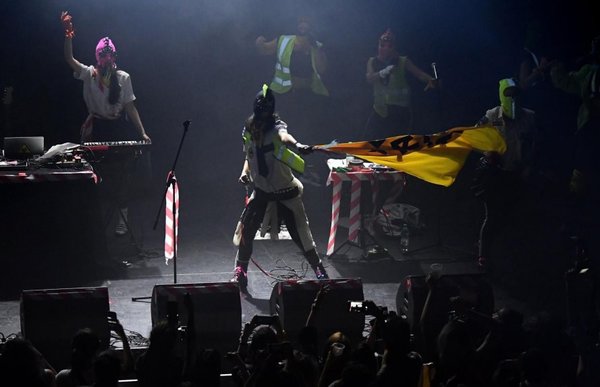 De paso por América Latina, Pussy Riot lleva su propuesta irreverente a Uruguay - Espectaculos - ABC Color