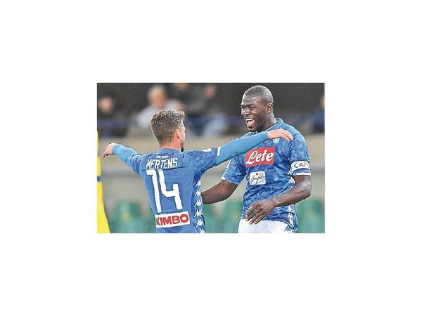 Nápoli e Inter ganan y Samp se lleva el clásico