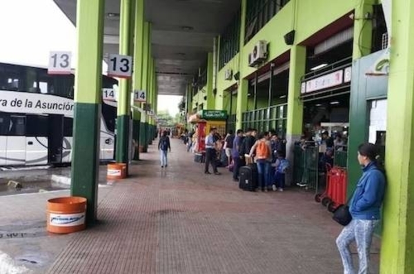 HOY / 'Bajón' en la Terminal durante Semana Santa: 12% menos de movimiento, confirman