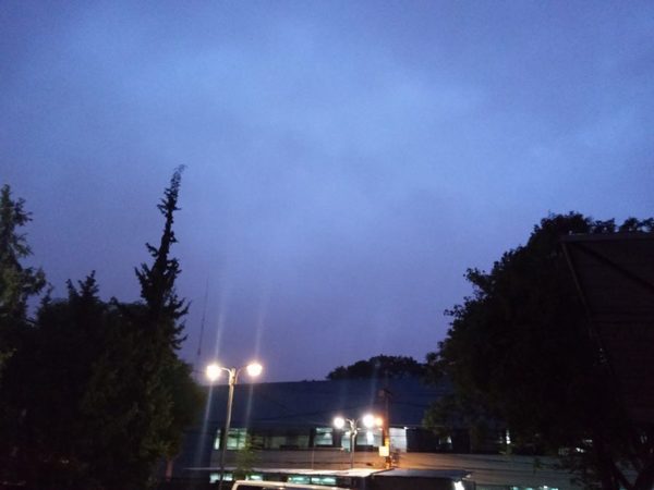 Probabilidad de precipitaciones dispersas para hoy y mañana